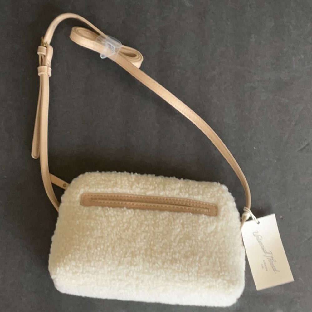 Small purse Sherpa look